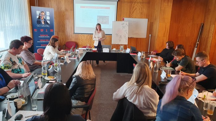 Profesní klub o písemné komunikaci